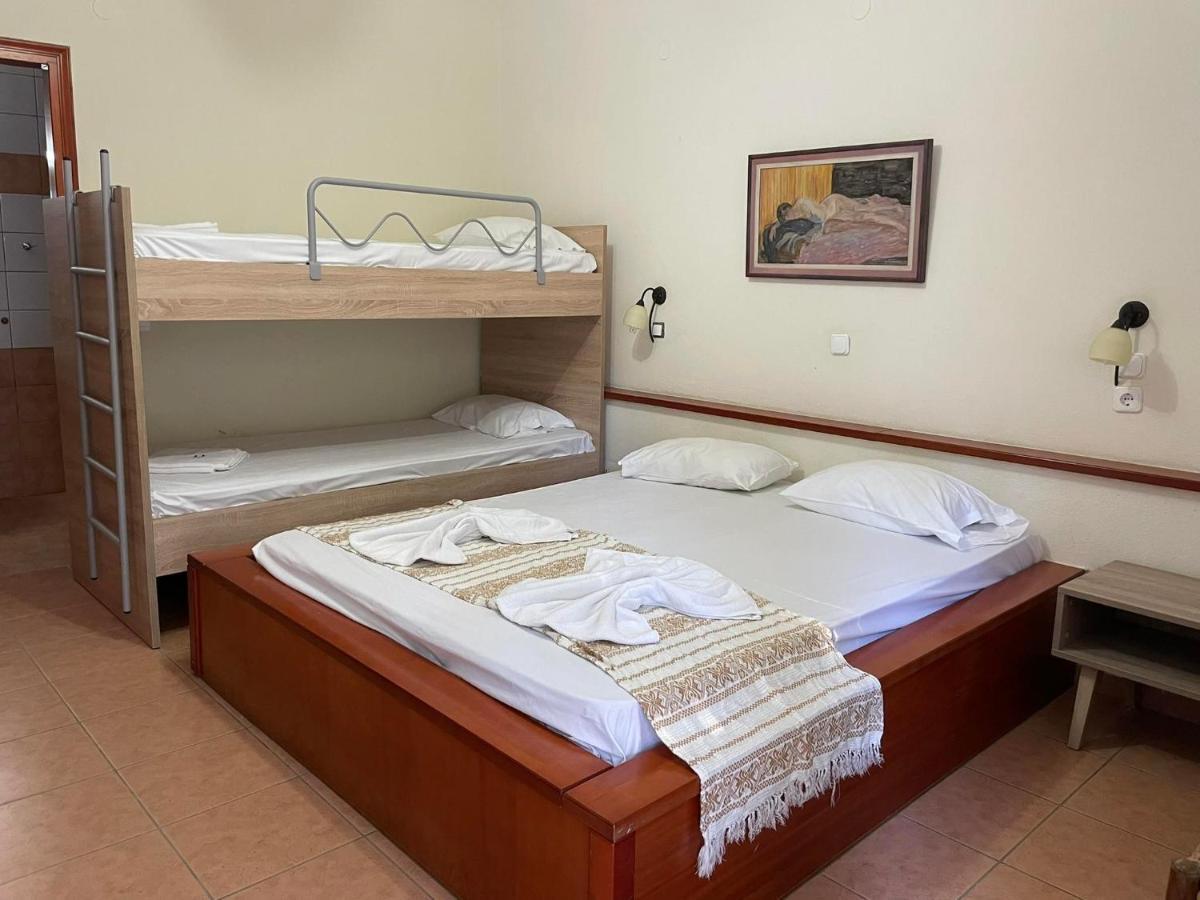 Calypso Hotel Siviri Ngoại thất bức ảnh