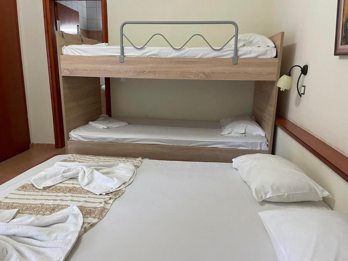 Calypso Hotel Siviri Ngoại thất bức ảnh
