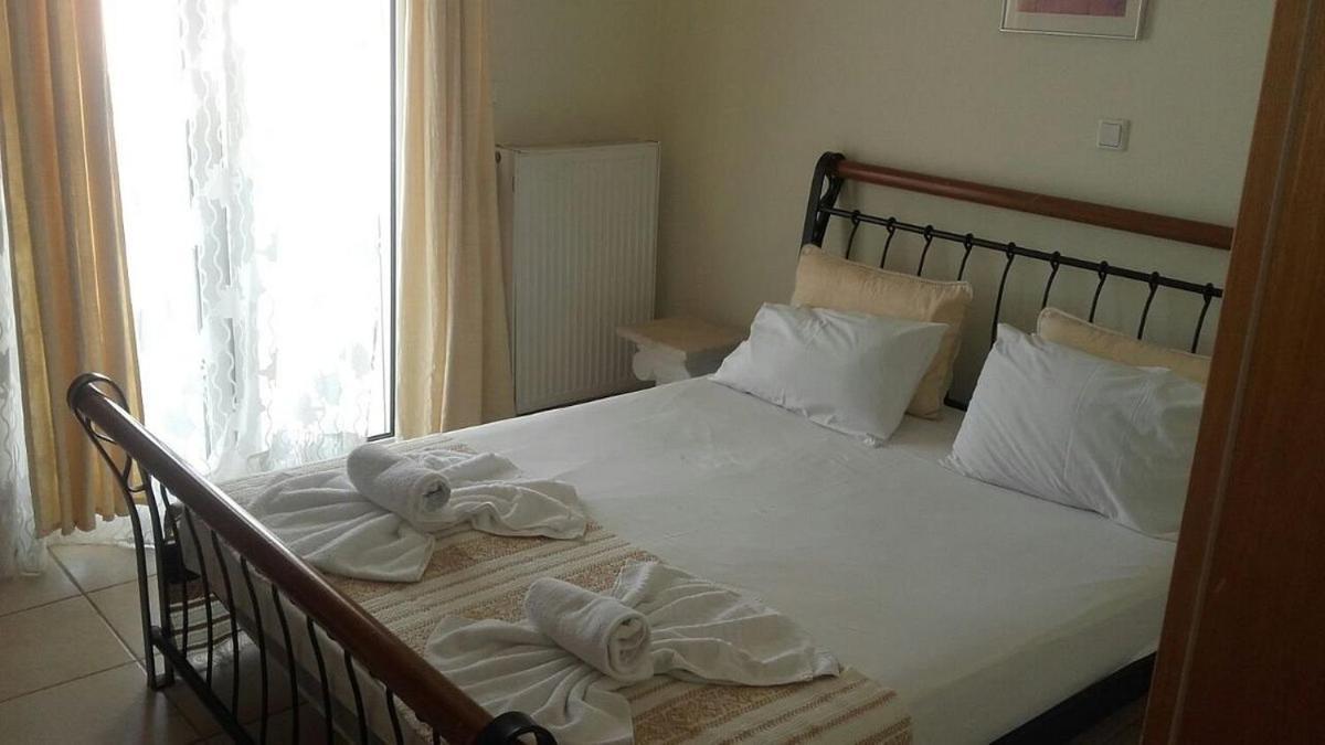 Calypso Hotel Siviri Ngoại thất bức ảnh